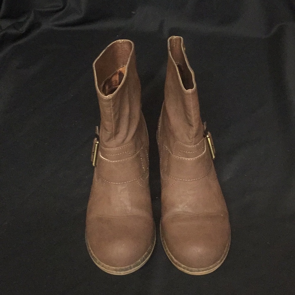 Brown Rock & Rock Boots